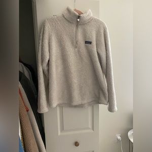 White Patagonia fleece pullover